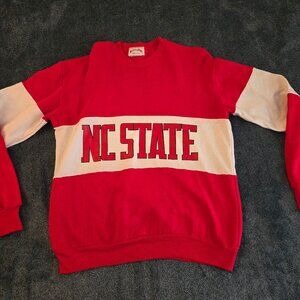 1990’s Nutmeg Mills Original Colorblocked NC State Spellout Graphic Collegiate